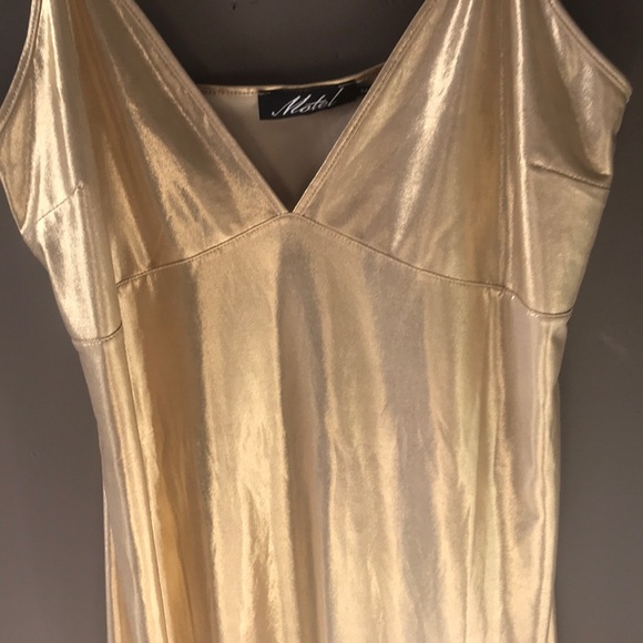 🌟🌟🌟MOTEL Gold dress size M - Picture 6 of 12